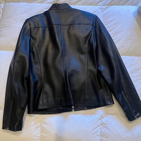 Ladies Black Leather jacket with pockets, made by Caslon, size Petite Small - Picture 3 of 11